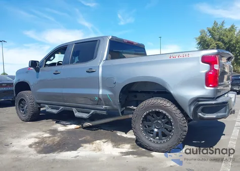 2021 Chevrolet Silverado 1500 4Wd Short Bed Custom Trail Boss z USA, uszkodzony, nr VIN 1GCPYCEF3MZ246533